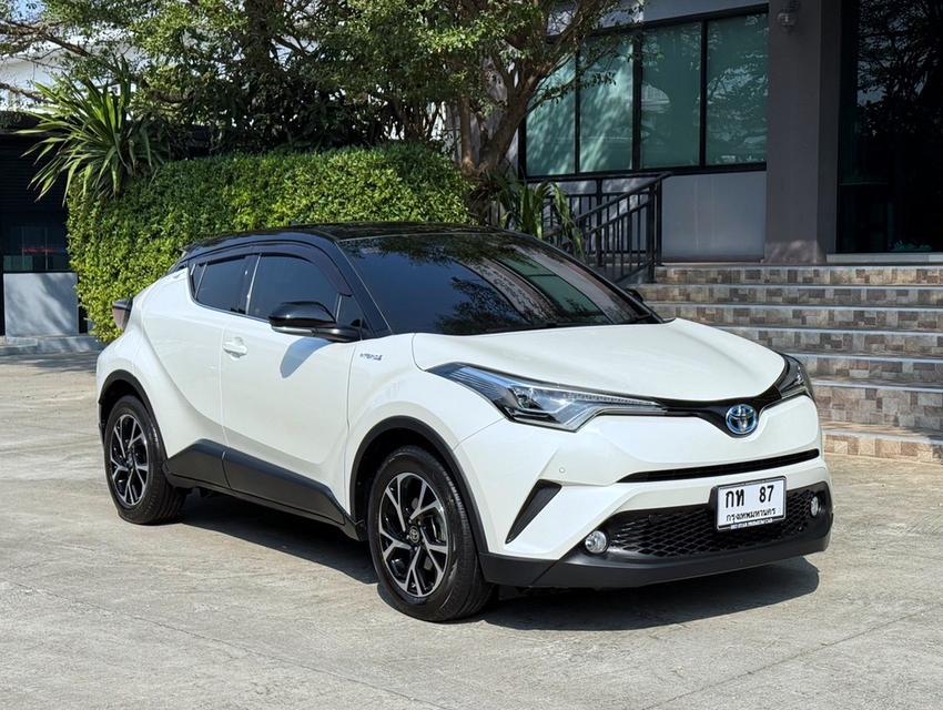 2020 TOYOTA CHR HV รถมือเดียวออกป้ายแดง รถวิ่งน้อยเพียง 7X,XXX กม รถเข้าศูนย์ทุกระยะ ไม่เคยมีอุบัติเหตุครับ