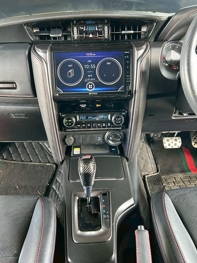 Toyota FORTUNER 2.8 GR SPORT 4WD AT ปี 2021 รูปที่ 12