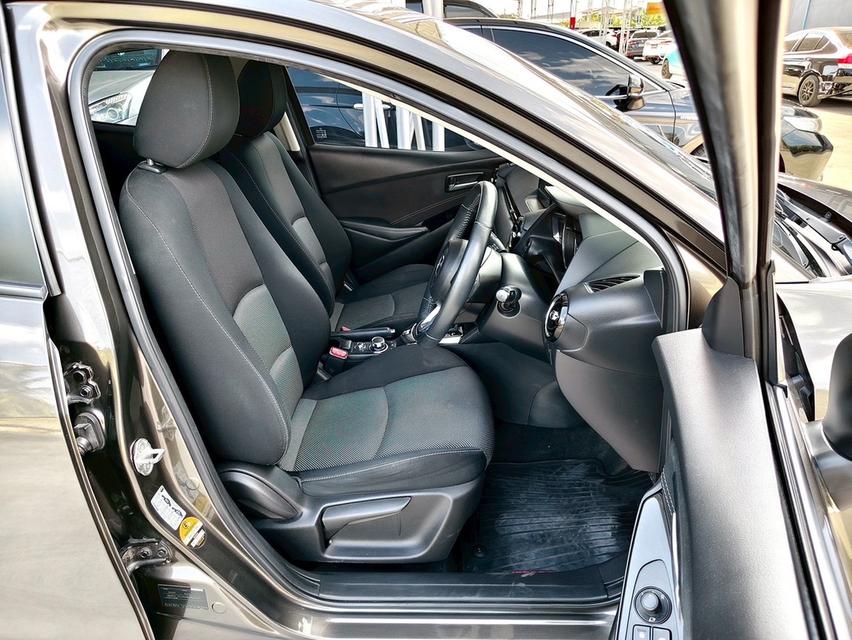 MAZDA2 1.3 High Connect A/T ปี 2018 9