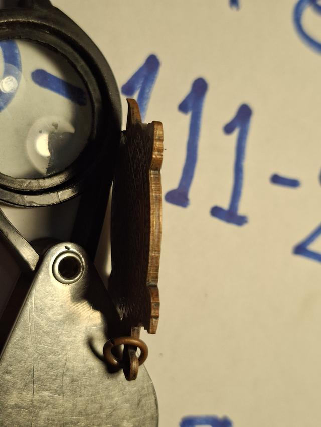 หลวงพ่อหลิว รุ่นปลดหนี้ น.นวะ 14