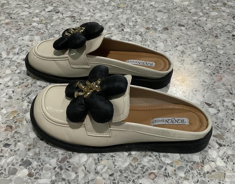 รองเท้ามือ2, รองเท้าเปิดส้น Slip-on รูปที่ 4