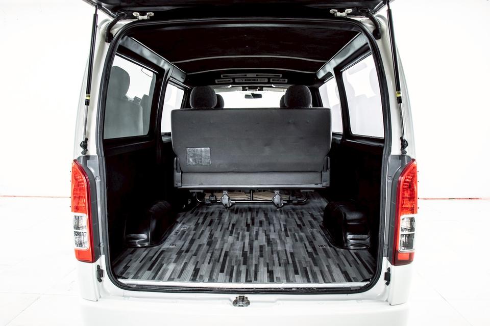 TOYOTA HIACE 2.5 GL 2009  9