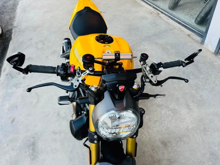 Ducati Monster 821 ปี 2019 4