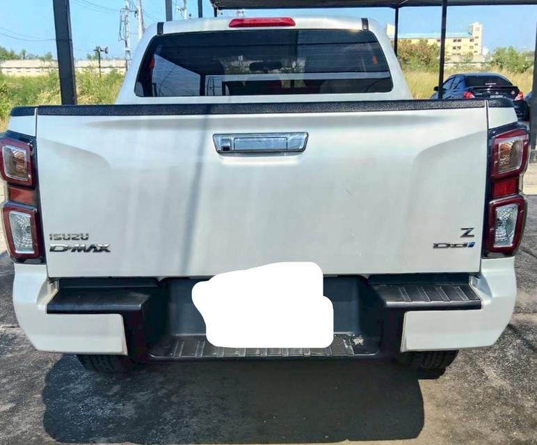 ISUZU D-MAX CAB4 1.9 Z HILANDER M/T ปี 2022 รูปย่อยที่ 2
