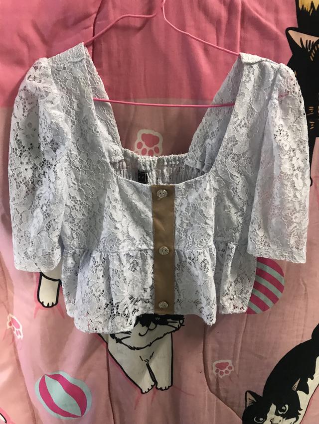 เสื้อผ้าราคาถูกๆๆไม่เกิน40บาท