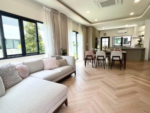 ให้เช่าบ้านเดี่ยวโครงการหรู The Centro Bangna ขนาด 4 ห้องนอน 5 ห้องน้ำ ใกล้เมกะบางนา 7