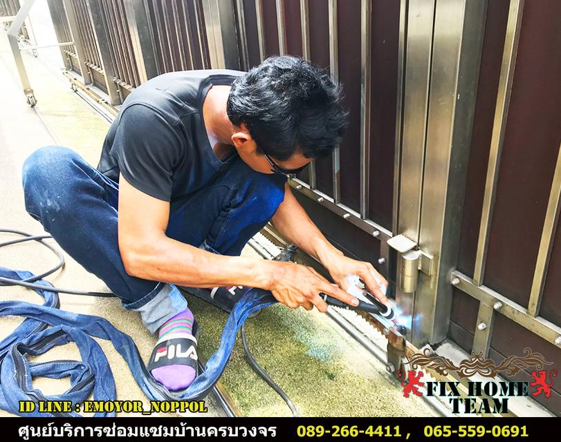 ช่างซ่อมประตูรั้วรัตนาธิเบศร์ แคราย นนทบุรี ตลาดขวัญ ท่าทราย ไทรม้า บางกระสอ บางกร่าง บางเขน บางไผ่ บางรักน้อย บางศรีเมือง สวนใหญ่ 11