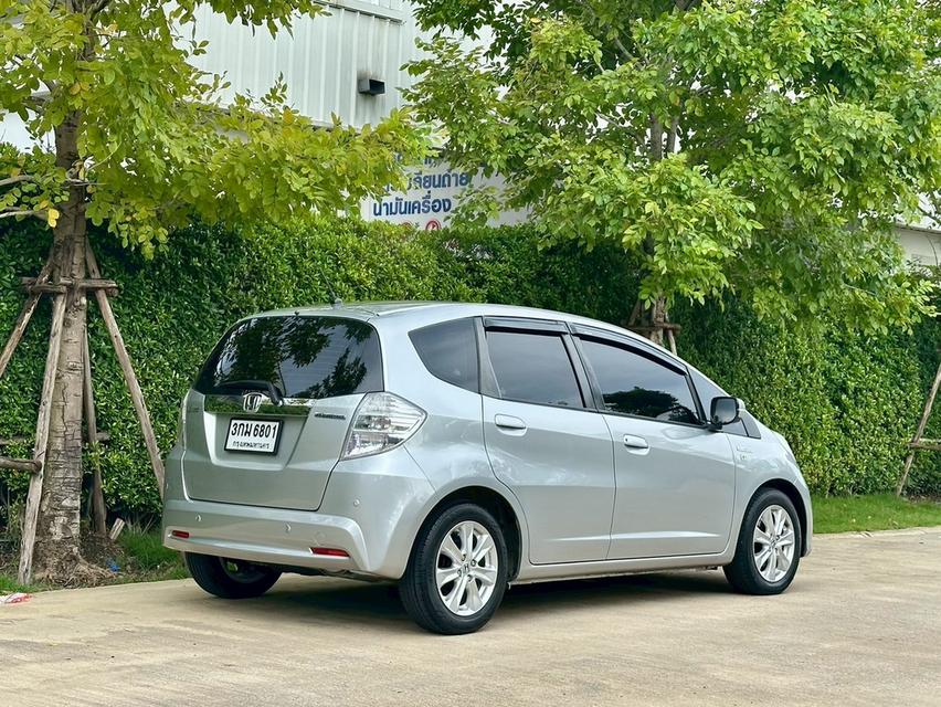 Honda Jazz Hybrid สุดยอดรถประหยัดน้ำมัน เฉลี่ย 20 กิโลลิตร สีเทา ปี 2014 5