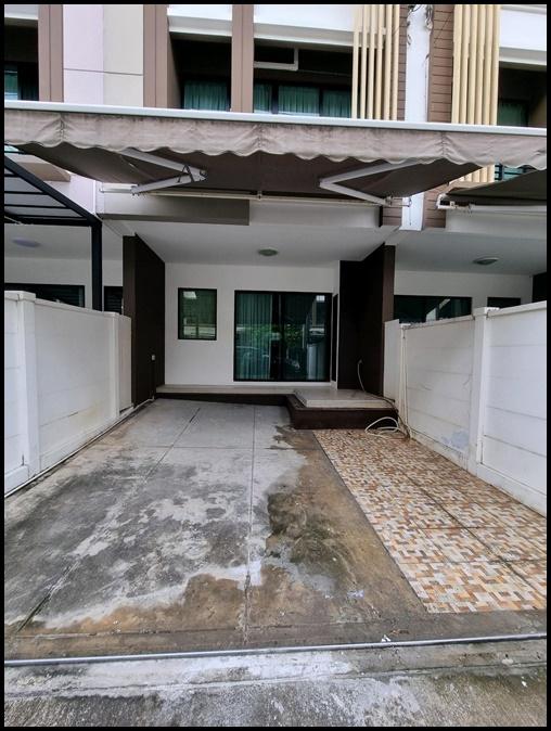 AT608 ให้เช่าทาวน์โฮม 3 ชั้น พร้อมเฟอร์นิเจอร์และเครื่องใช้ไฟฟ้า บ้านกลางเมือง กัลปพฤกษ์ ซอยศาลธนบุรี 6
