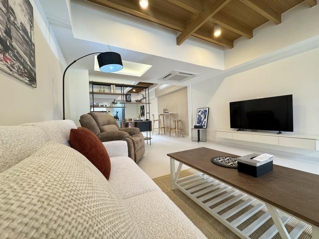 PB5944 ขายทาวน์เฮ้าส์ 2 ชั้น หมู่บ้านคลองตันนิเวศน์ ปรีดีพนมยงค์ รีโนเวทใหม่ เดินทางเข้าเมืองสะดวก 10