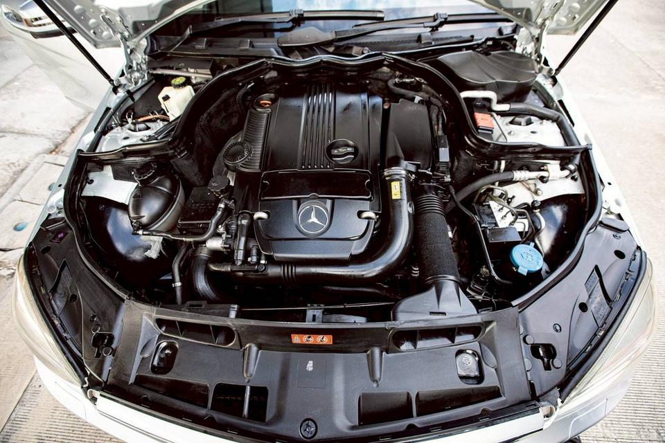 Benz C200 CGI BE สีดำ ปี 2011 สีเทา 19