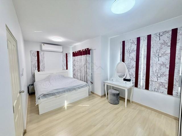 ให้เช่าทาวน์โฮม 2 ชั้น 140 ตร.ม. โครงการเดอะวิลเลจ บางนา กม. 10 ใกล้เมกะบางนา 4