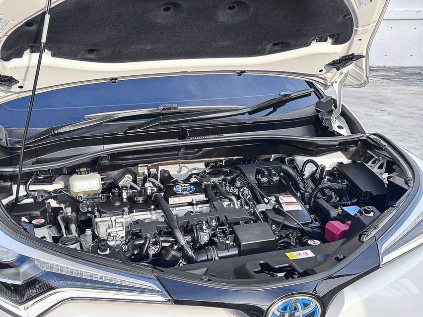 Toyota CHR 1.8Hybrid ปี18 17