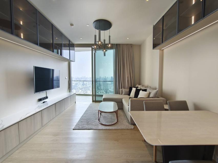 คอนโดหรู ริมแม่น้ำเจ้าพระยา ติดไอคอนสยาม แมกโนเลียส์ วอเตอร์ฟรอนท์ เรสซิเดนซ์ 94.34 ตร.ม. ชั้น 50+ 2 ห้องนอน 3