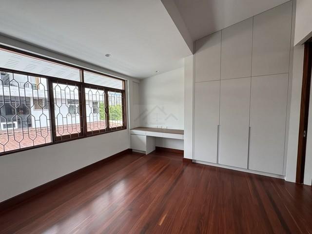 ให้เช่าบ้านเดี่ยว 2 ชั้น 143 ตรว. ซ.ปรีดีพนมยงค์ 25 (เอกมัยซอย 10) รีโนเวทใหม่ พร้อมเข้าอยู่ 6