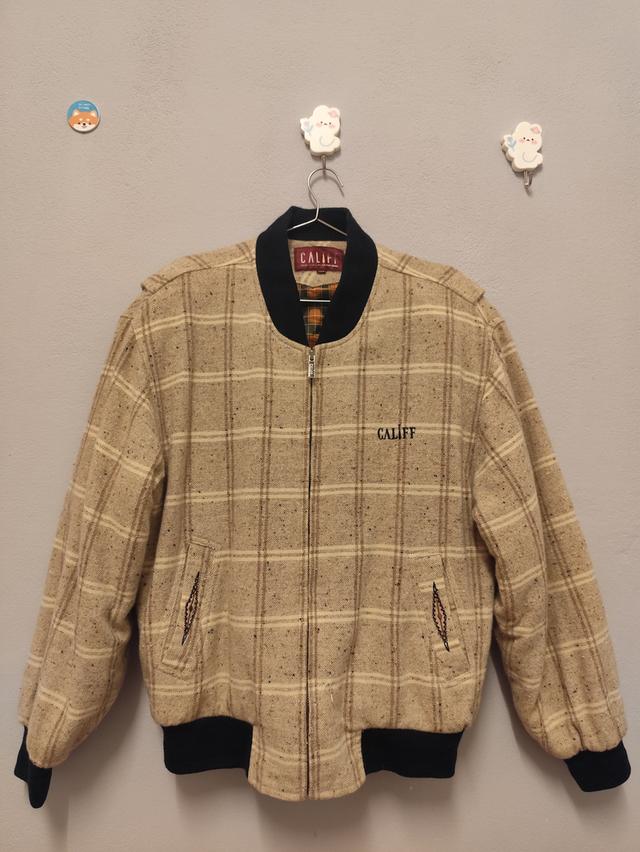 เสื้อแจ็คเก็ตบอมเบอร์