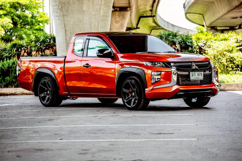 Mitsubishi Triton Mega Cab GLX Limited Edition ปี 2021 สีส้ม หายากมากๆ