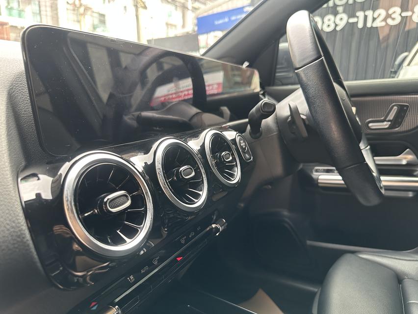 MERCEDES BENZ GLA200 1.3 Progressive จดทะเบียนปี2022 รถสวย รูปที่ 14