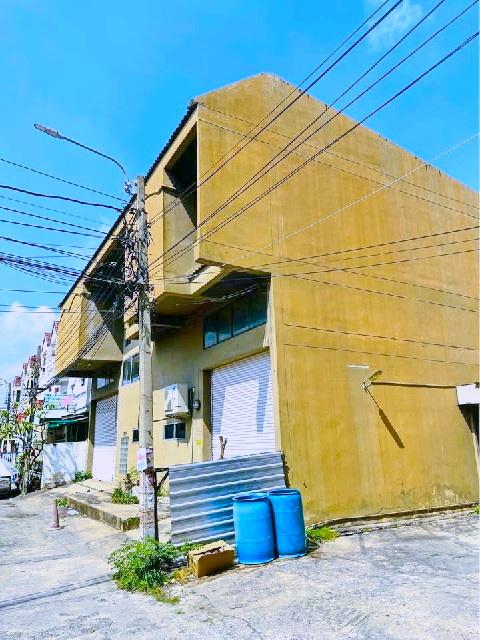 ซ.ลาดพร้าววังหิน 4-12 MRT โชคชัย4 1.2 กม.ให้เช่าอาคารพาณิชย์ 2 ชั้น 2คูหาตีทะลุกัน 55ตร.วา.455 ตร.ม. 4นอน 2น้ำ ม.ราชภัฏจ 6
