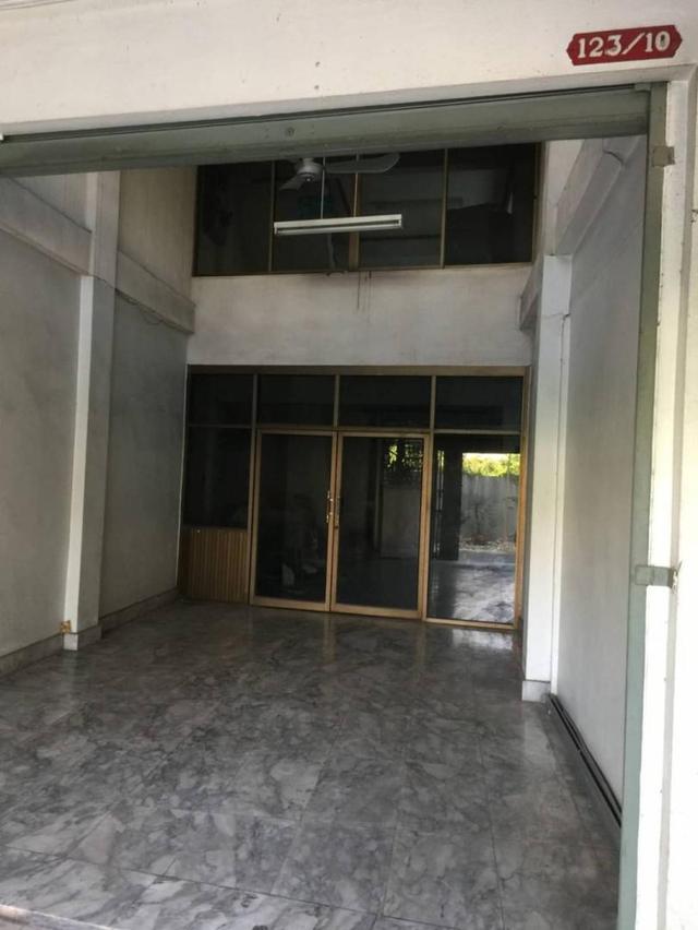 ขาย/เช่า อาคารพาณิชย์ 4ชั้นครึ่ง 20ตรว.ห้องมุม ลึกหน้าต่างเยอะ เพชรเกษม 38 บางหว้า ภาษีเจริญ 3