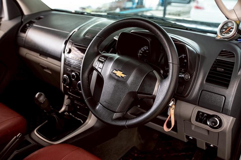 CHEVROLET TRAILBLAZER 2.5 LT ดีเซล เกียร์ธรรมดา ปี 2013 สีเทา รถครอบครัว 7 ที่นั่ง สภาพดี  14