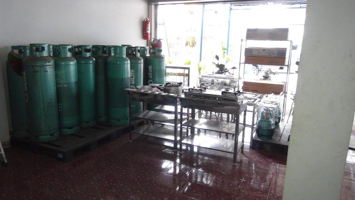 อาคารพาณิชย์ พร้อมกิจการร้านแก๊ส 4
