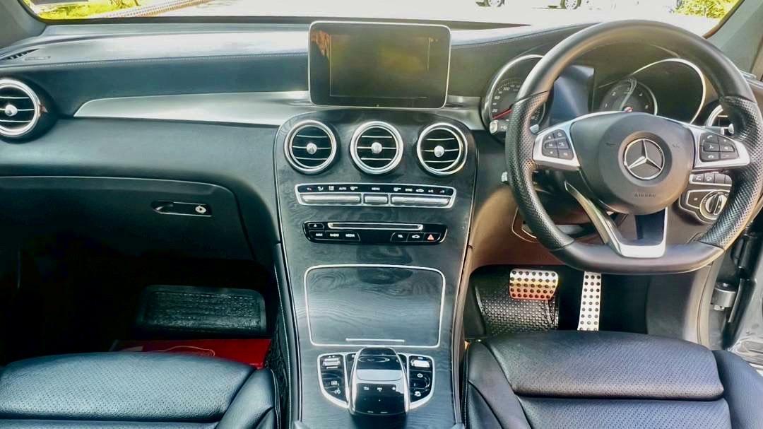 Mercedes-Benz GLC250d AMG 4Matic รูปที่ 3