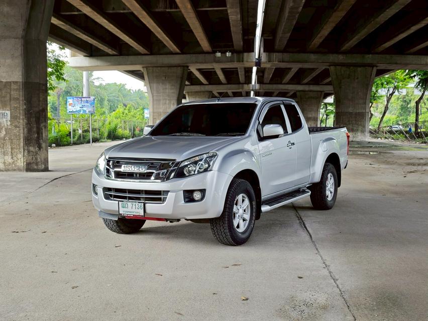 D-MAX 2.5 HI-LANDER CAB MT