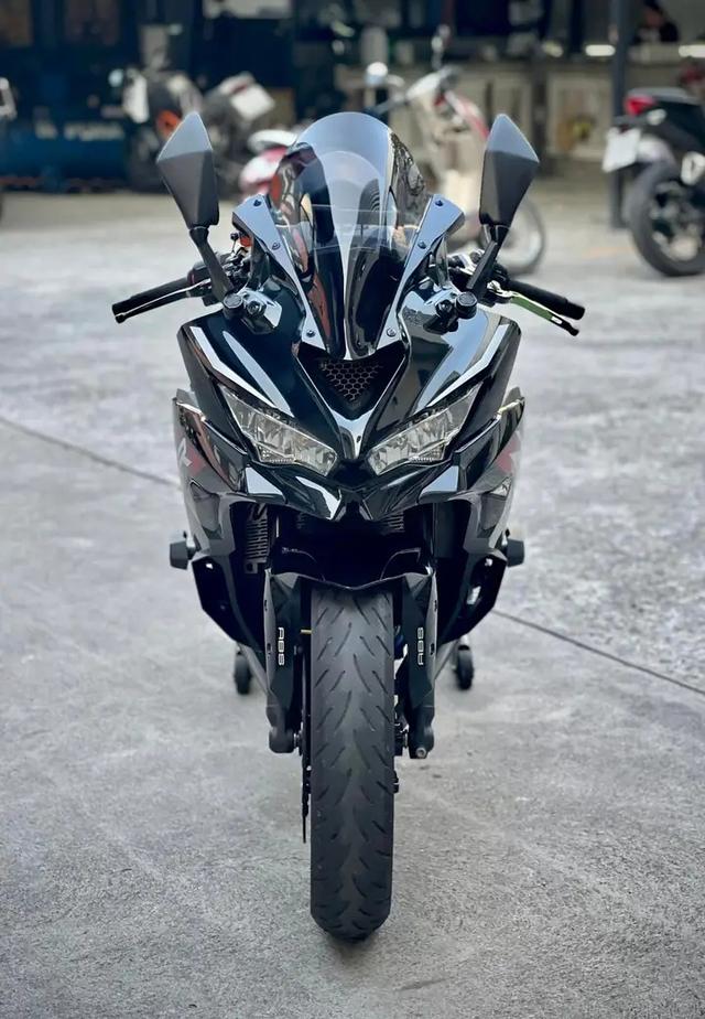 ขายด่วน Kawasaki Ninja ZX-25R 3