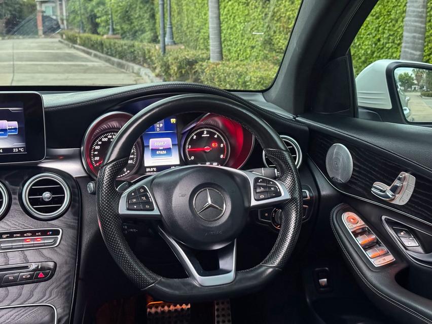 Mercedes-Benz GLC250d Coupe 4MATIC AMG Plus 2017 สีขาว ราคาดี รูปที่ 10