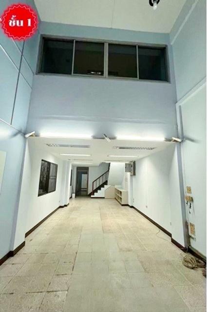 BTS สำโรง 200 ม. อาคารพาณิชย์ให้เช่า 6 ชั้น รีโนเวทใหม่ ฟังก์ชันครบ 5 นอน 5 น้ำ ใกล้ตลาดสำโรง พื้นที่ใช้สอย 22 ตร.ว. 365 2