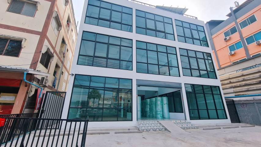 ขายสำนักงาน ริมถนนบางขุนเทียน ใกล้เซ็นทรัลพระราม 2 1