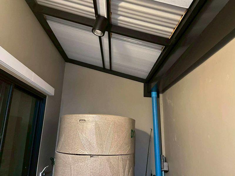 ทาวน์เฮ้าส์ชั้นเดียวห้องริม สภาพใหม่ ใกล้นิึคมไฮเทคอยุธยา มบ.เปรมประชาไอดอล 6