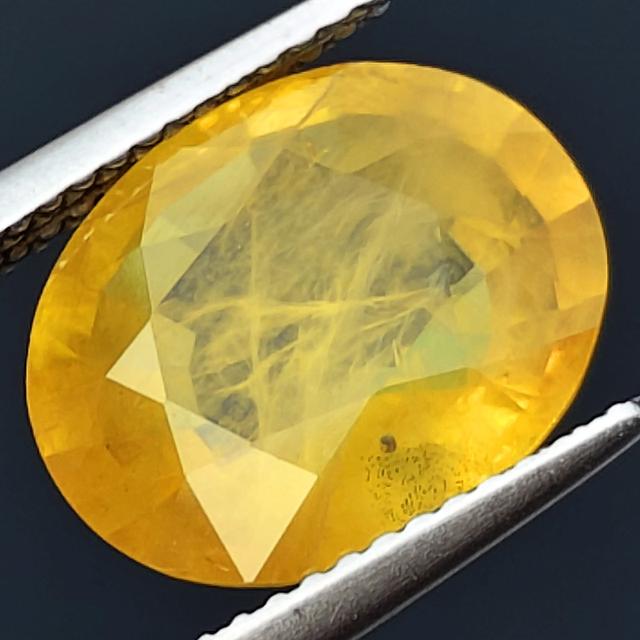 💎 พลอย บุษราคัม เผาBE 💎 น้ำหนัก 6.30 กะรัต รูปที่ 4