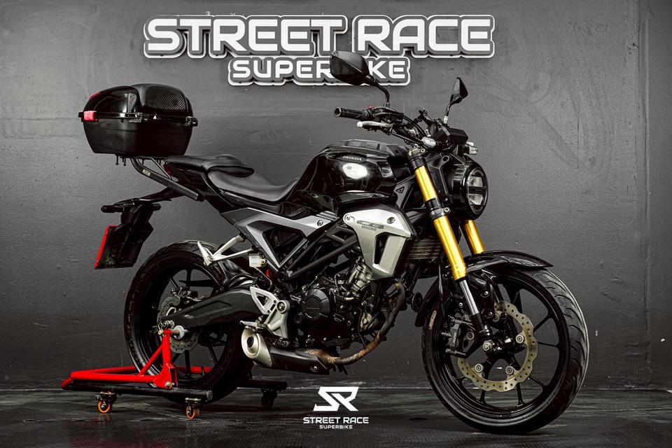 HONDA CB150R 2017 สีดำ มาพร้อมกล่องหลัง