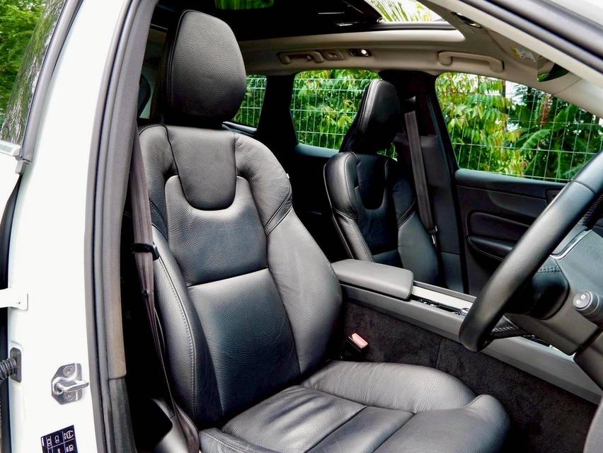 รหัสรถ PR4813 XC60 T8 Twin Engine AWD Recharge  Inscription ปี 2021 ( MY2021 ) 14