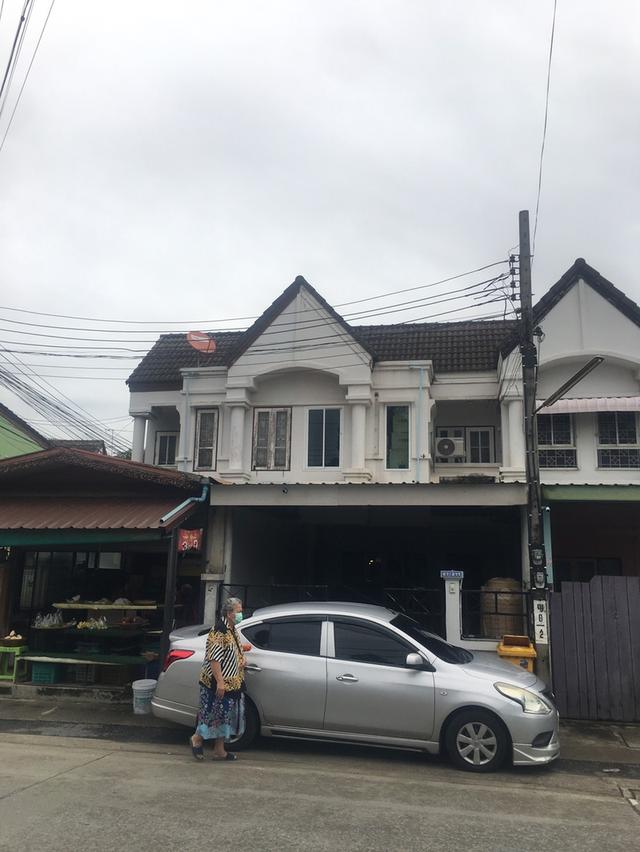 บ้านทาวเฮ้าส์ 2 ชั้น หมู่บ้านเจ้าพระยา8 17