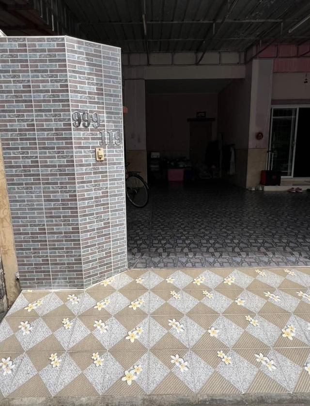 ขายบ้านแฝดหมู่บ้านปัญฐิญา แพรกษา 3 นอน 2 น้ำ 1 ครัว 2 จอดรถ 3