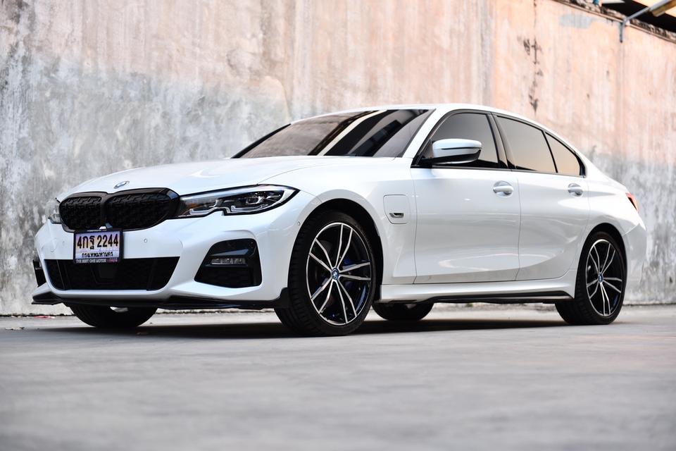 TOP OPTION BMW 330e M Sport BSI กับ Warranty ถึง 2027 ทะเบียนคืน" รูปที่ 2