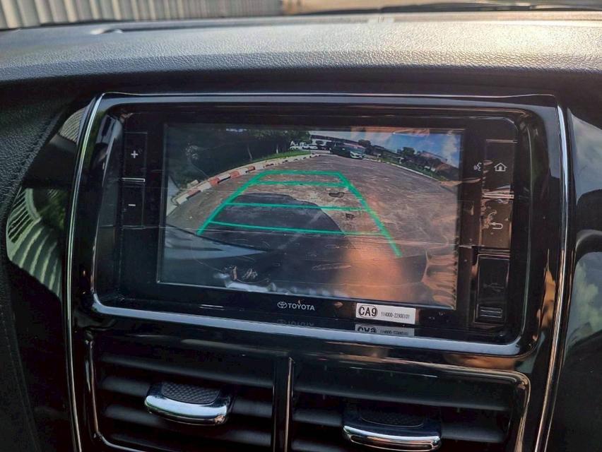 Toyota Yaris 1.2 High Cross ปี 2020   16