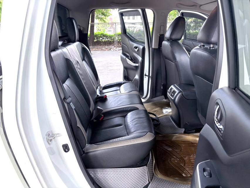 2018 NISSAN NAVARA NP300 2.5EL DOUBLE CAB CALIBRE SPORTECH AT รถสวยมือเดียว รูปที่ 10