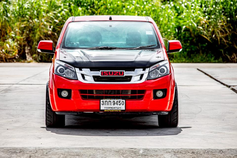 ISUZU D-MAX 2.5 L Ddi Cab4 ปี 2014 สีแดง มือเดียวป้ายแดง 2
