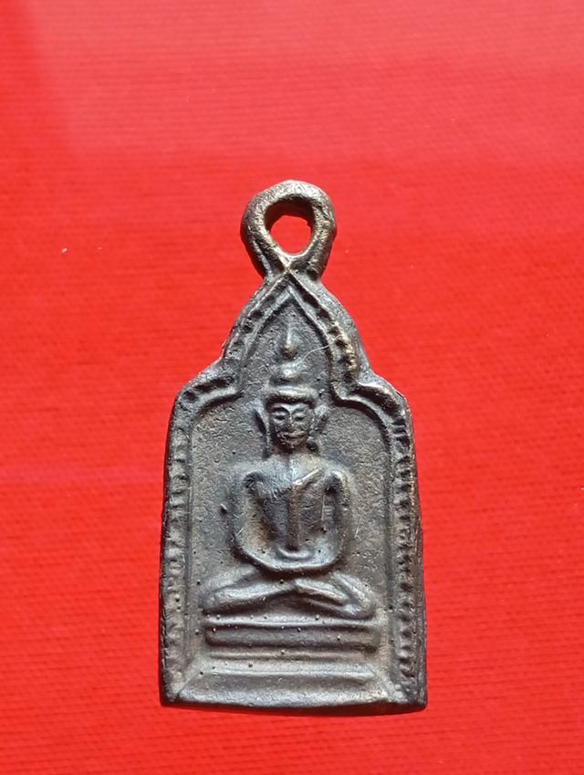 พระหลวงพ่อทาวัดจะเนียงแตก