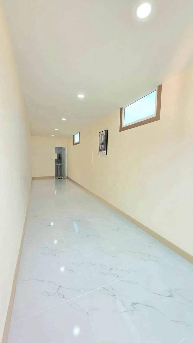 หมู่บ้านพิมลราช1 บางบัวทอง ทาวน์เฮาส์ชั้นเดียว  ตกแต่งใหม่พร้อมอยู่ ถนนบ้านกล้วย  ทำเลสวยหน้าบ้านกว้าง 4