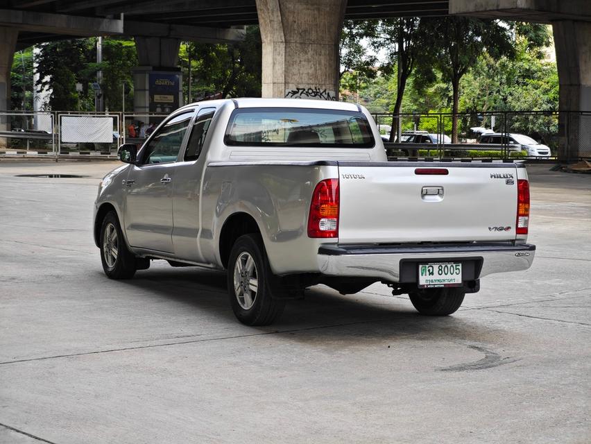 ขายรถ Toyota Vigo 2.5G Cab ปี 2005 สีเทา เกียร์ธรรมดา  6