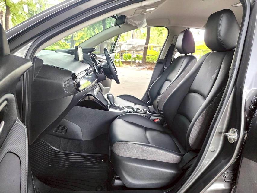 ขายรถ mazda2 1.3 ปี 2024 สีเทา เกียร์ออโต้ 11