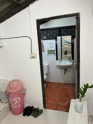 ขายด่วน อาคารพาณิชย์ 2ห้อง สามชั้น ทำเลติดตลาดสดเทศบาลวารินฯ.อุบล 6