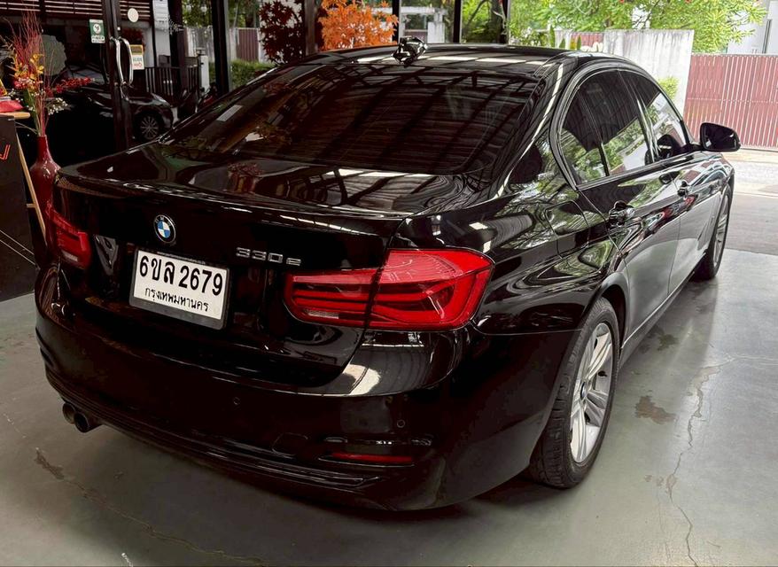 Bmw 330e iconic f30 ปี 2017 จด 2018 4