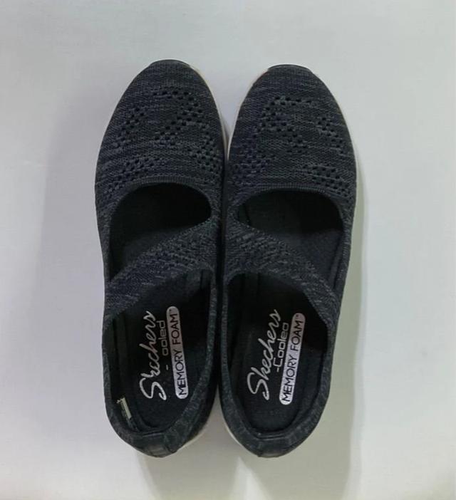 รองเท้าผ้าใบ Skechers Slip On 1