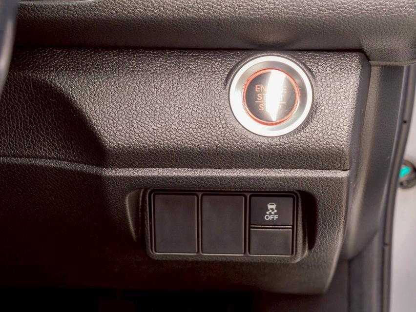 HONDA CIVIC 1.8EL ปี 2019 10